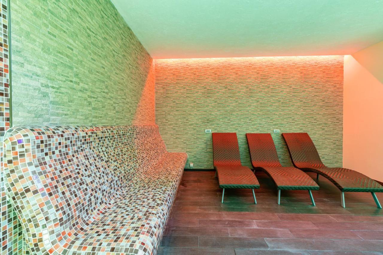 Spa Hotel Persenk Devin Luaran gambar A relaxation room