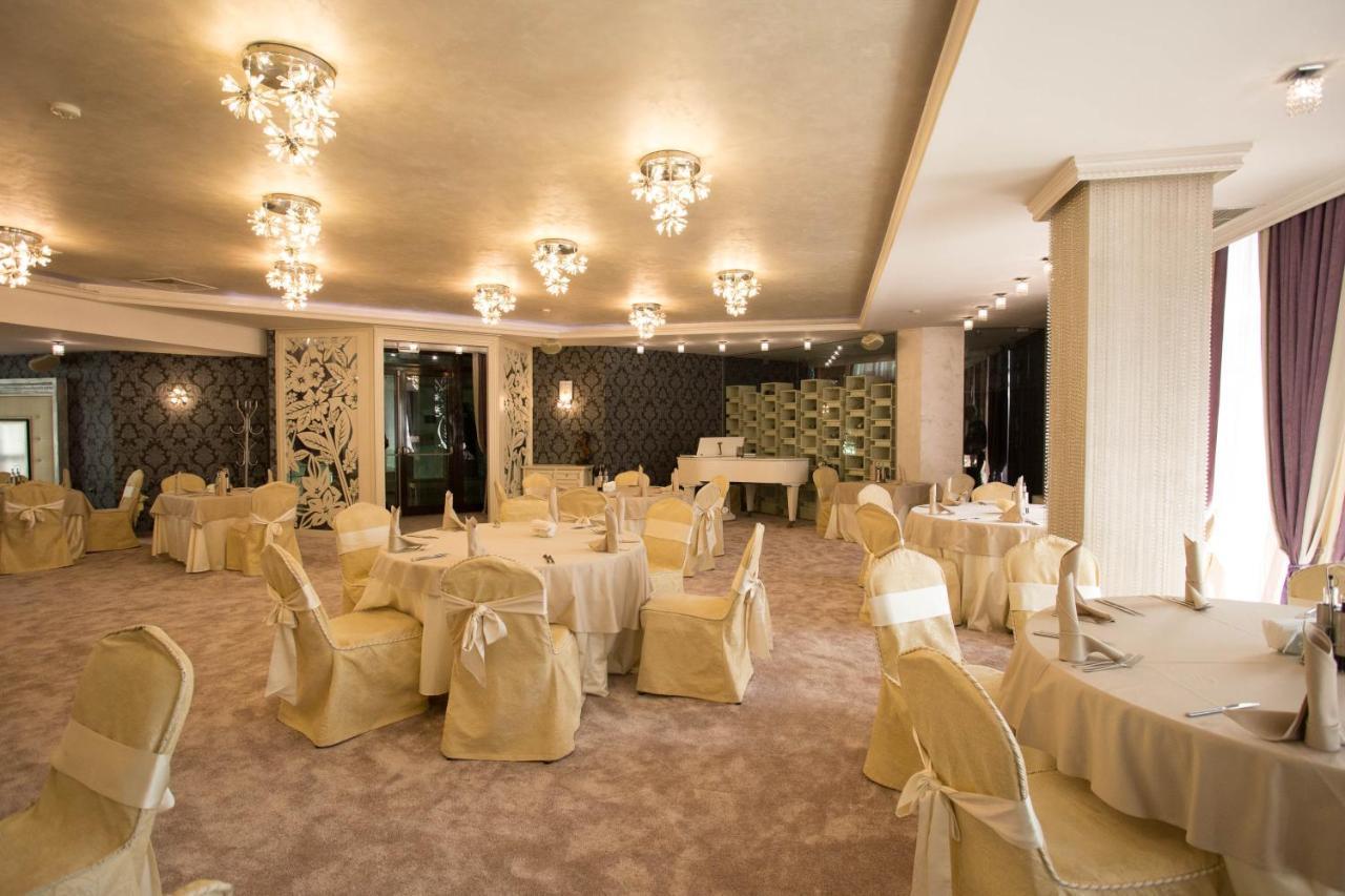 Spa Hotel Persenk Devin Luaran gambar The ballroom