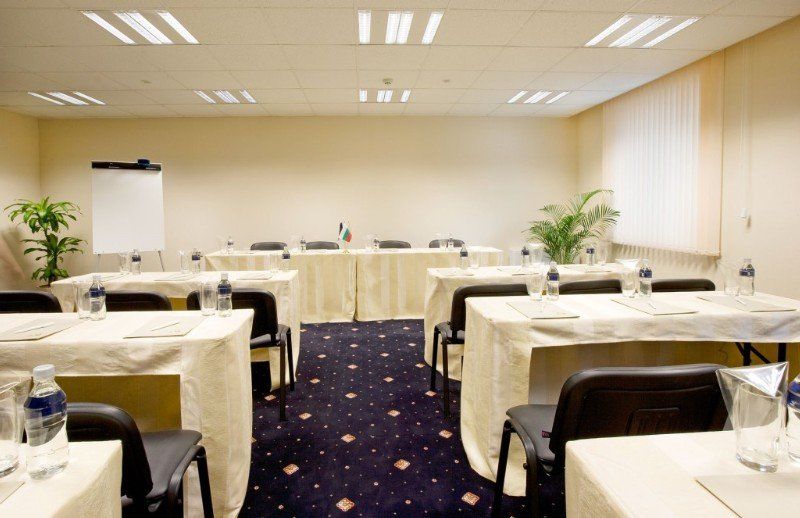 Spa Hotel Persenk Devin Luaran gambar Meeting room